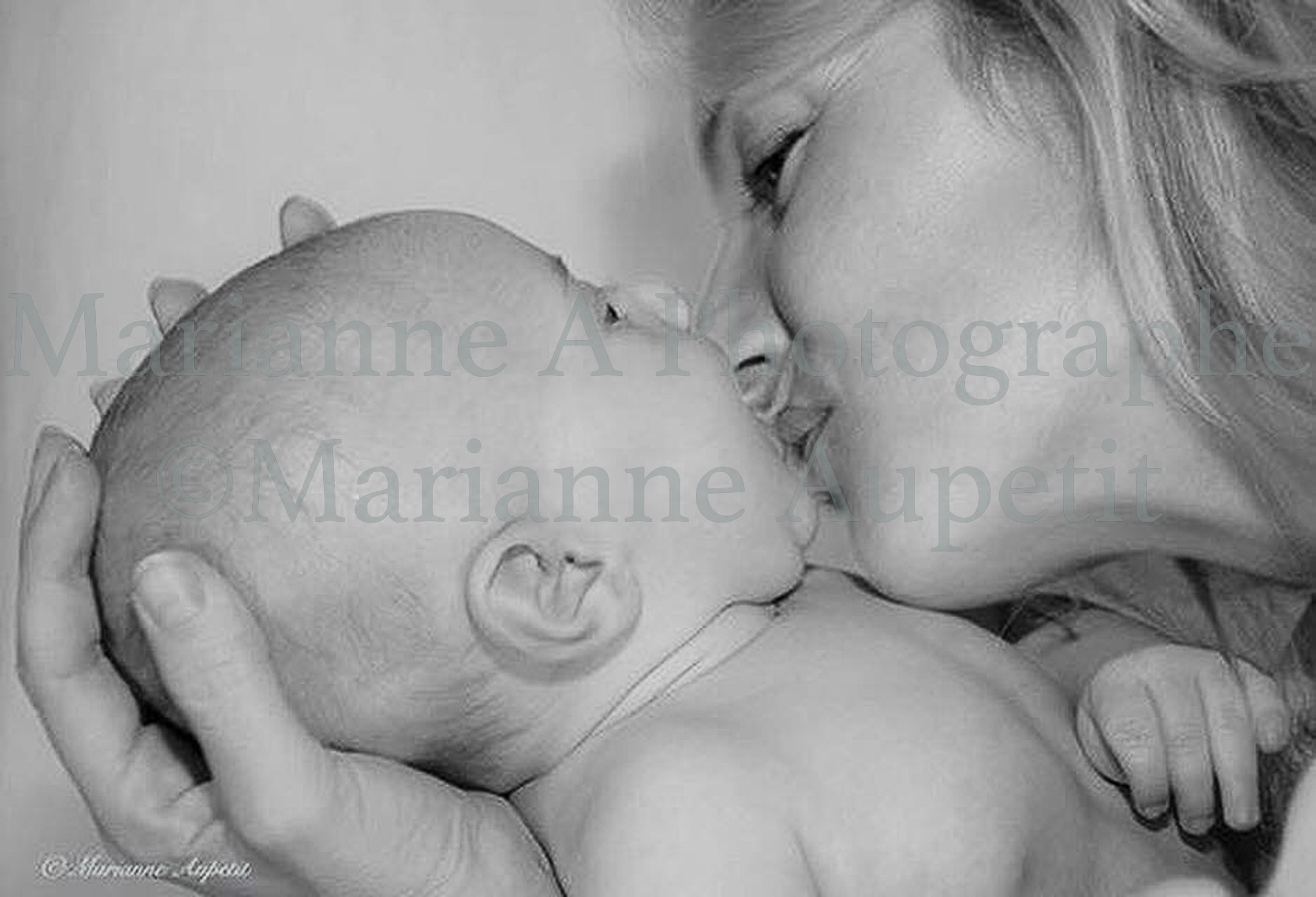 Naissance grossesse marianne aupetit mariannea photographe copie et reproduction interdite 85